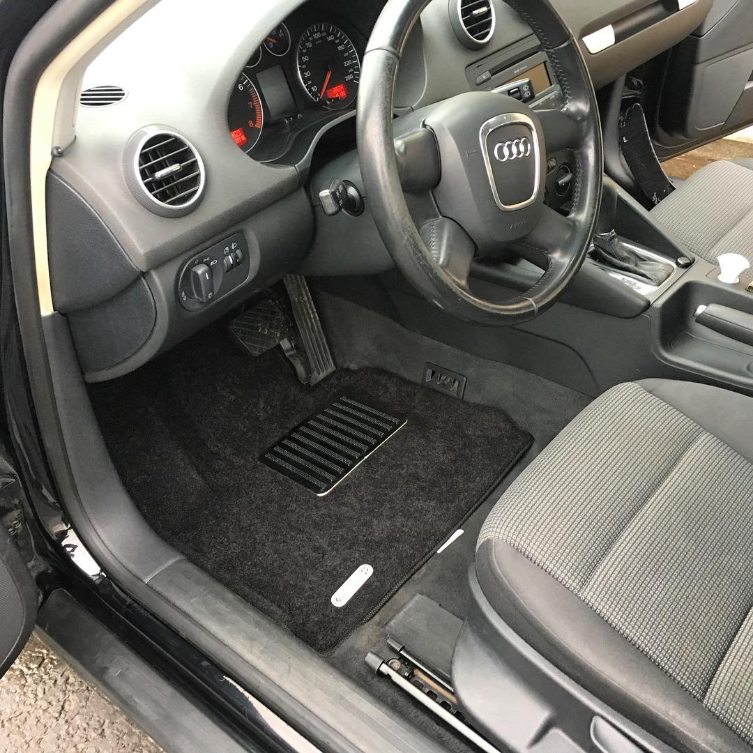 Коврики салона текст. 3D euro-std SKODA Oct A7 (13-)/VW Golf 7 (13-) AUDI A3 (14-) (EM3D) NP