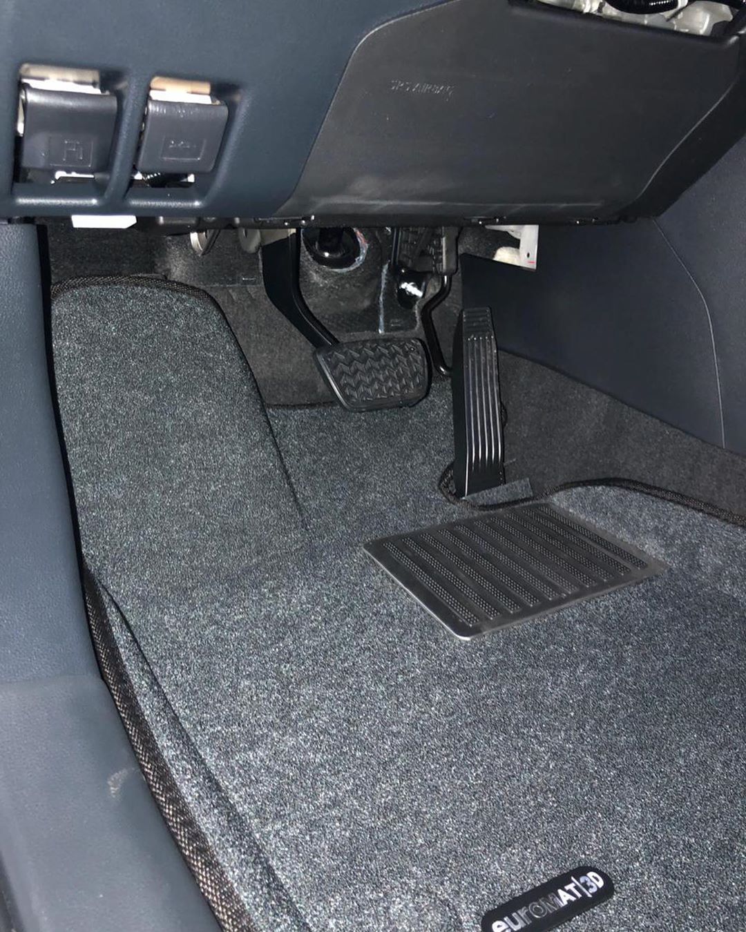 Коврики салона текст. 3D euro-std TOYOTA Rav 4 (2013-) (СЕР) (EM3D) NP